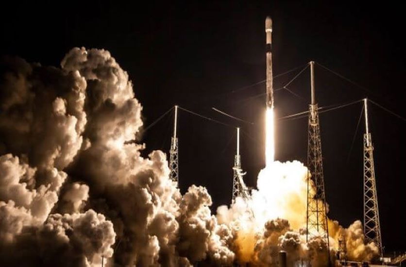 Internet Satellites Continue to Crowd the Skies — SpaceX and OneWeb Lead the Way