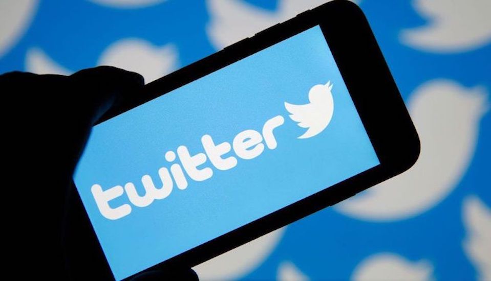 Twitter-Slapped-with-150-Million-Fine-by-Federal-Investigators-Undermining-Credibility-and-Trust (1)